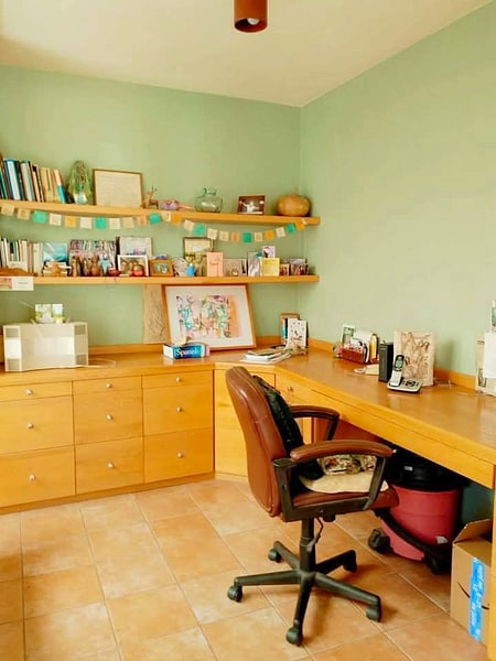First floor bedroom suited to use as a home office in a house for sale walking distance from the Centro Historico