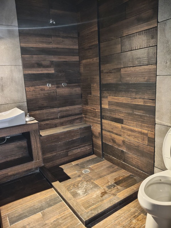 Bathroom of Santa Rosa Bugambilias house for sale in Oaxaca, Mexico